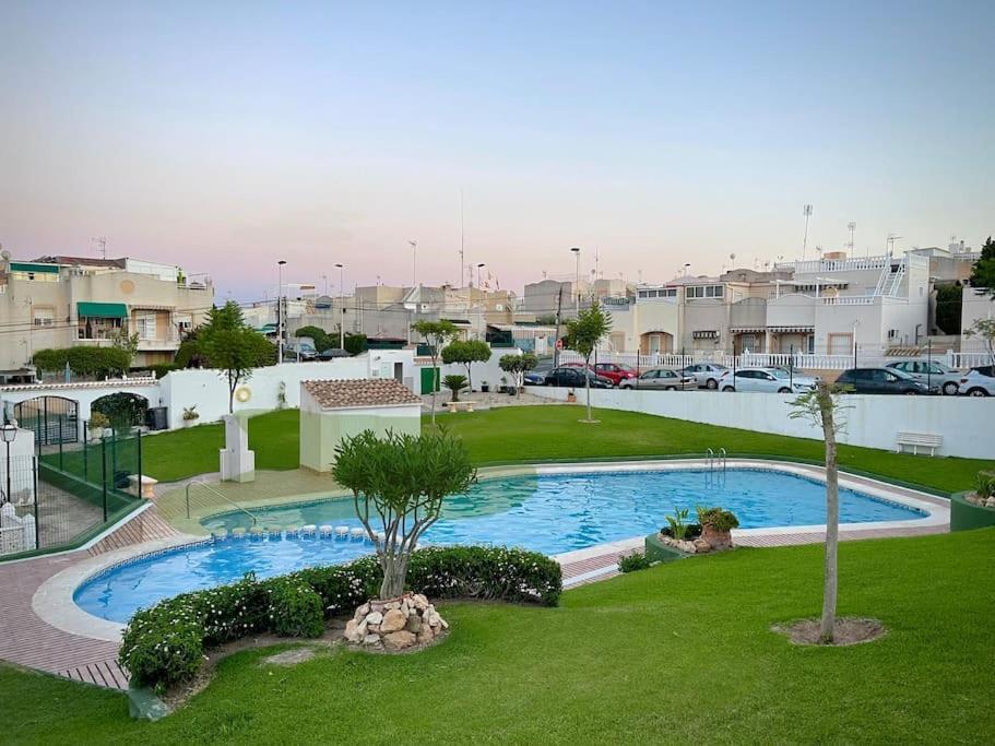 Lux Apartment Lago Jardin, 2, Torrevieja 阿利坎特 外观 照片